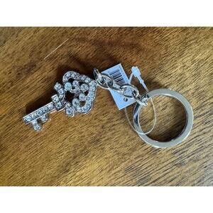 NWT Kalifano Las Vegas Rhinestone Key Keychain Silver Tone